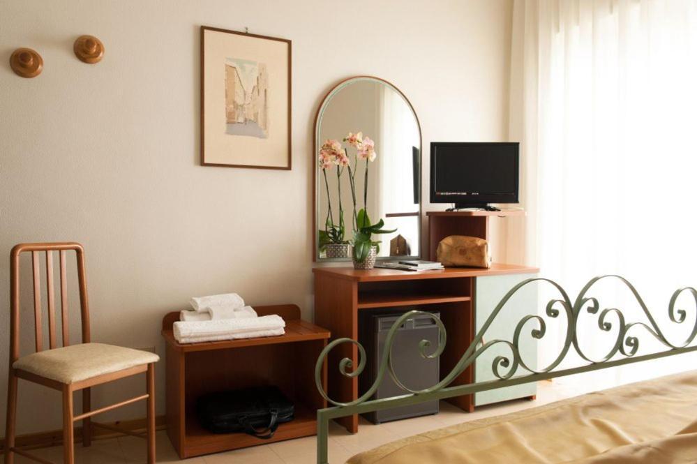 Hotel Parco Delle Rose 실비마리나 외부 사진